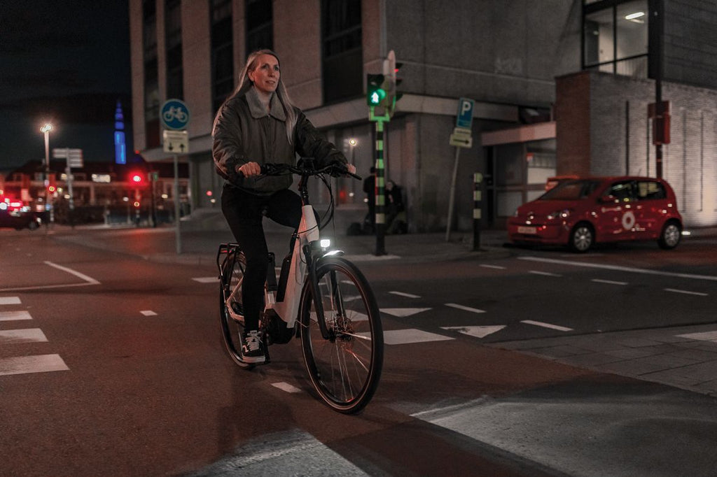 Koplamp Axa NXT E-bike 30 Lux 6-48V - zwart