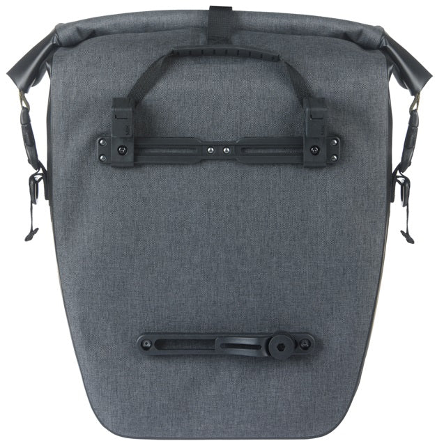 Enkele tas Basil Navigator Storm L MIK 25-31L 15 x 27 x 41 cm - zwart