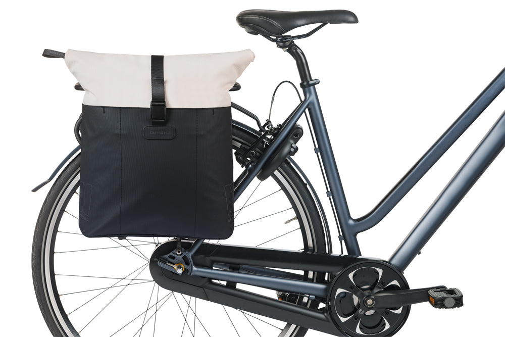 Fietsshopper Basil Vive MIK 15-20L 11 x 29 x 34 cm - zwart/wit