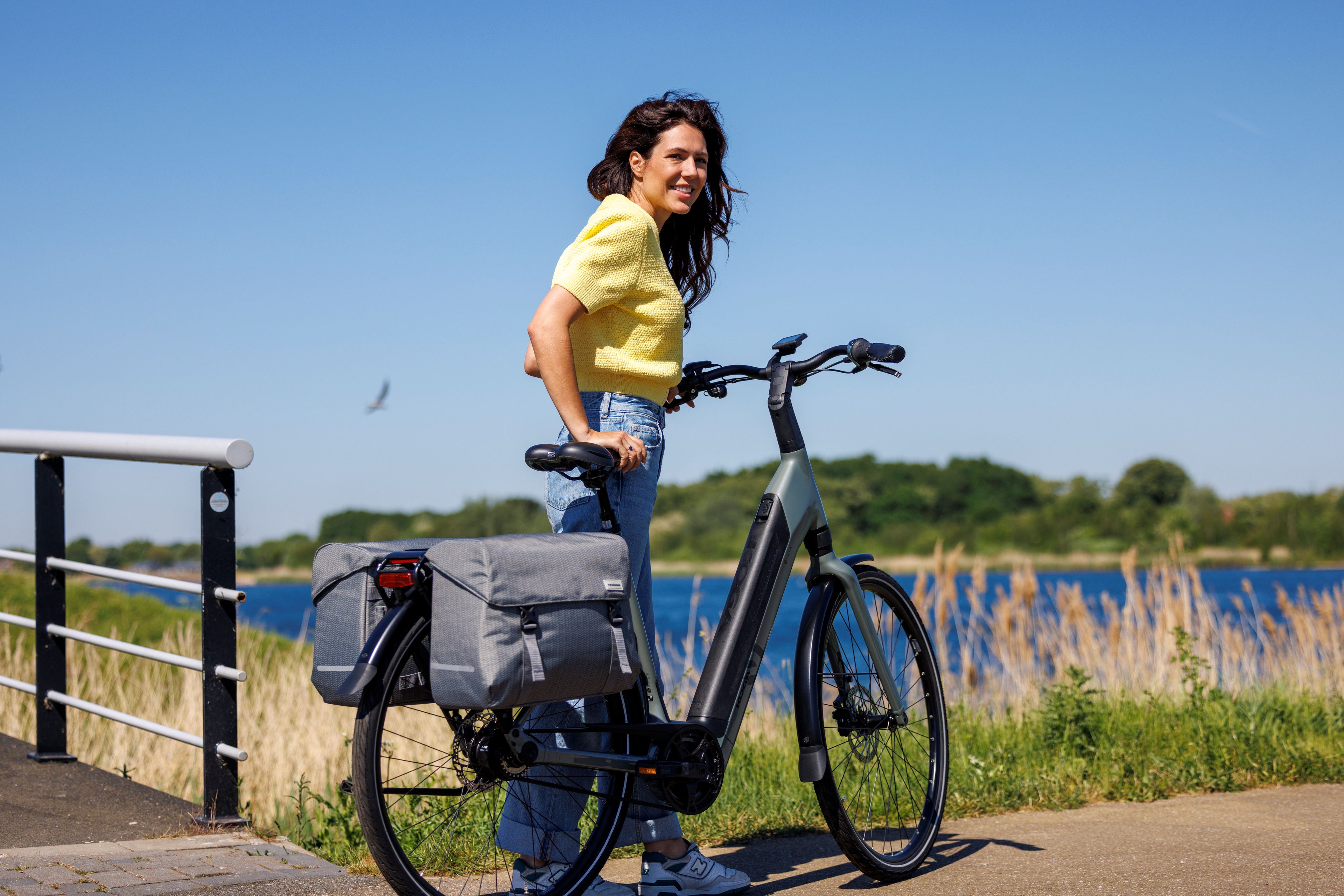 Dubbele fietstas New Looxs Mondi Joy Double - 38 liter - 39 x 18 x 32 cm (2x) - Nima Grey