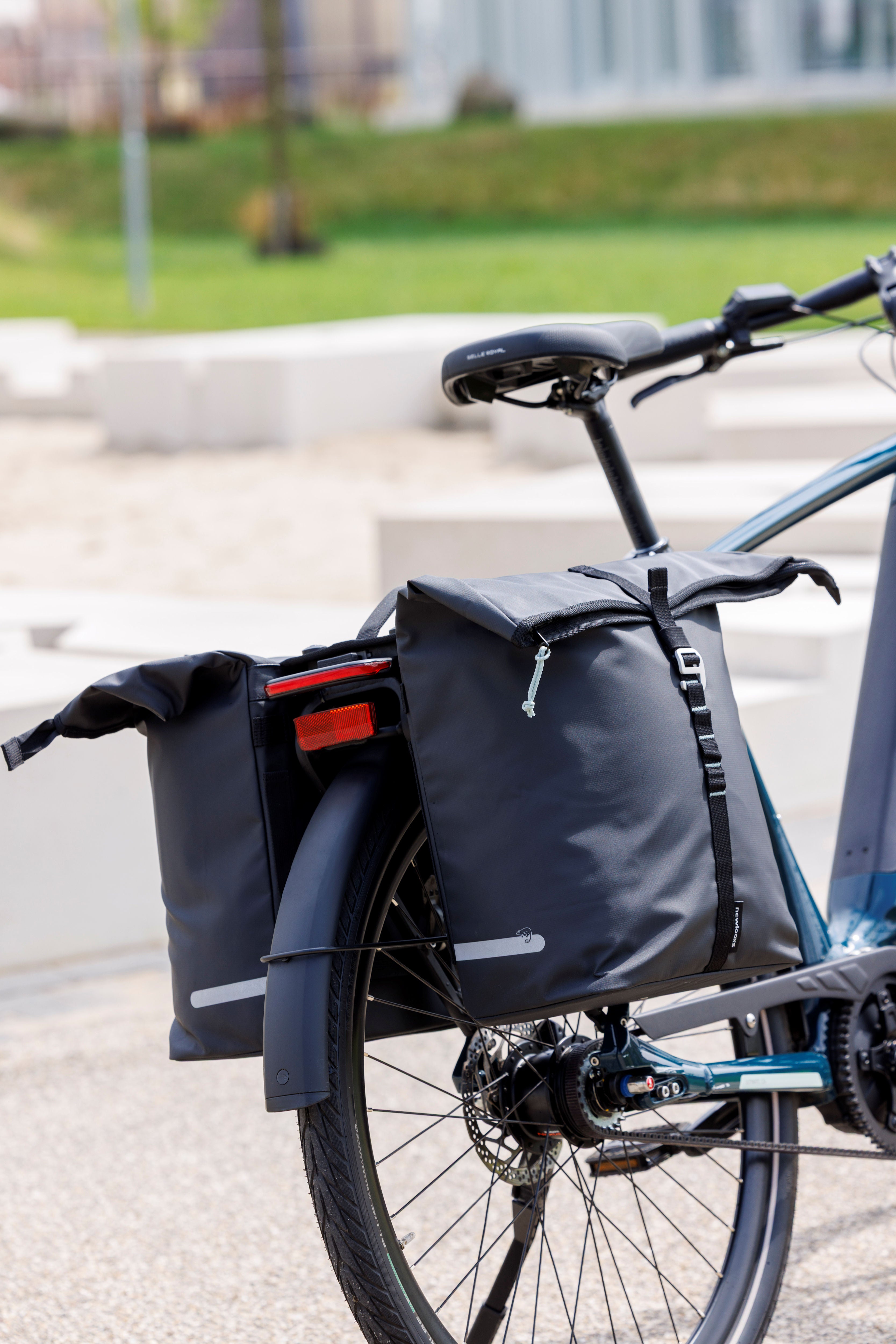 Dubbele fietstas New Looxs Cantos Bag Double - 36 liter - 30 x 16 x 36 cm (2x) - Black