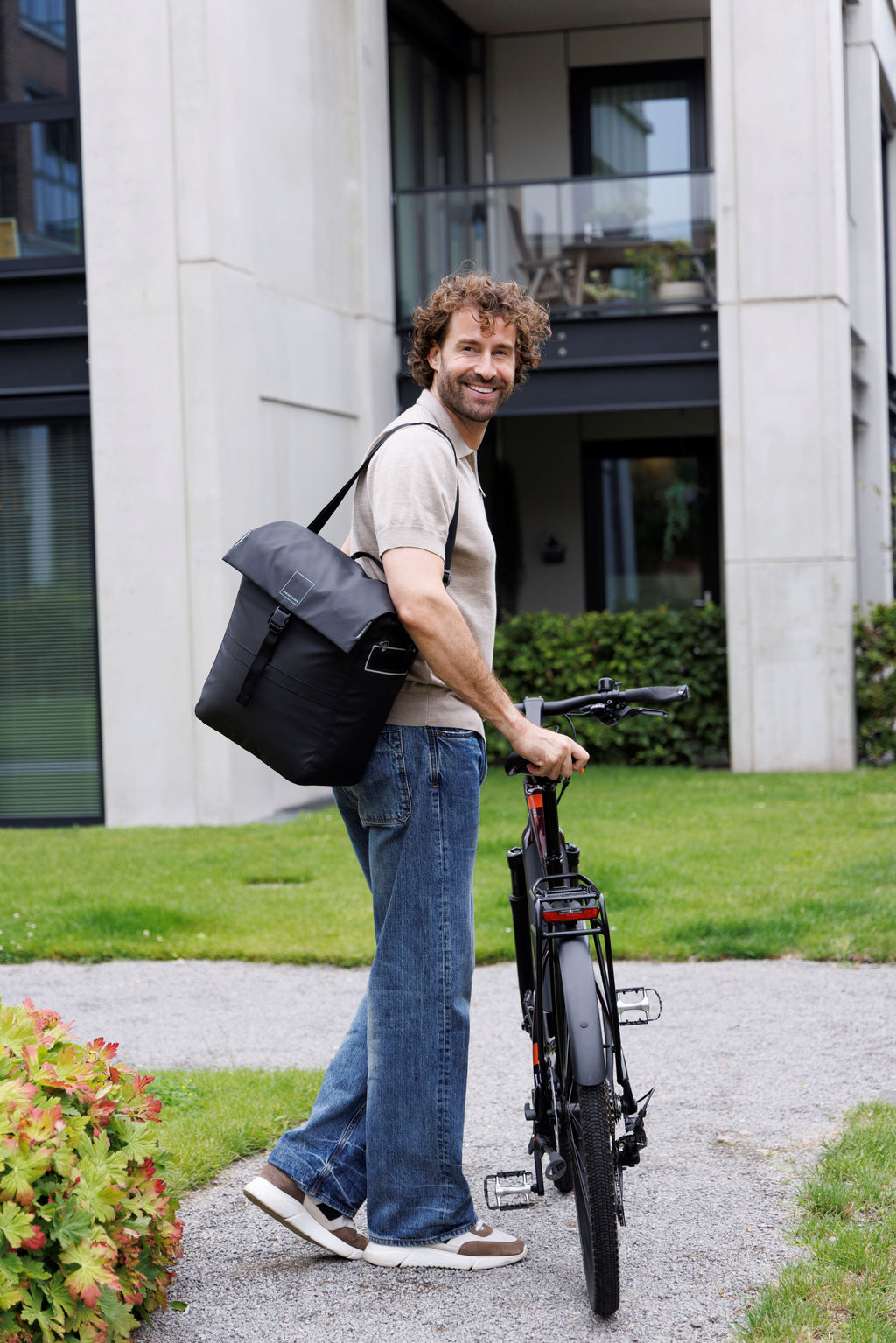 Enkele fietstas New Looxs Leeds Single - 19 liter - 33 x 18 x 38 cm - Black