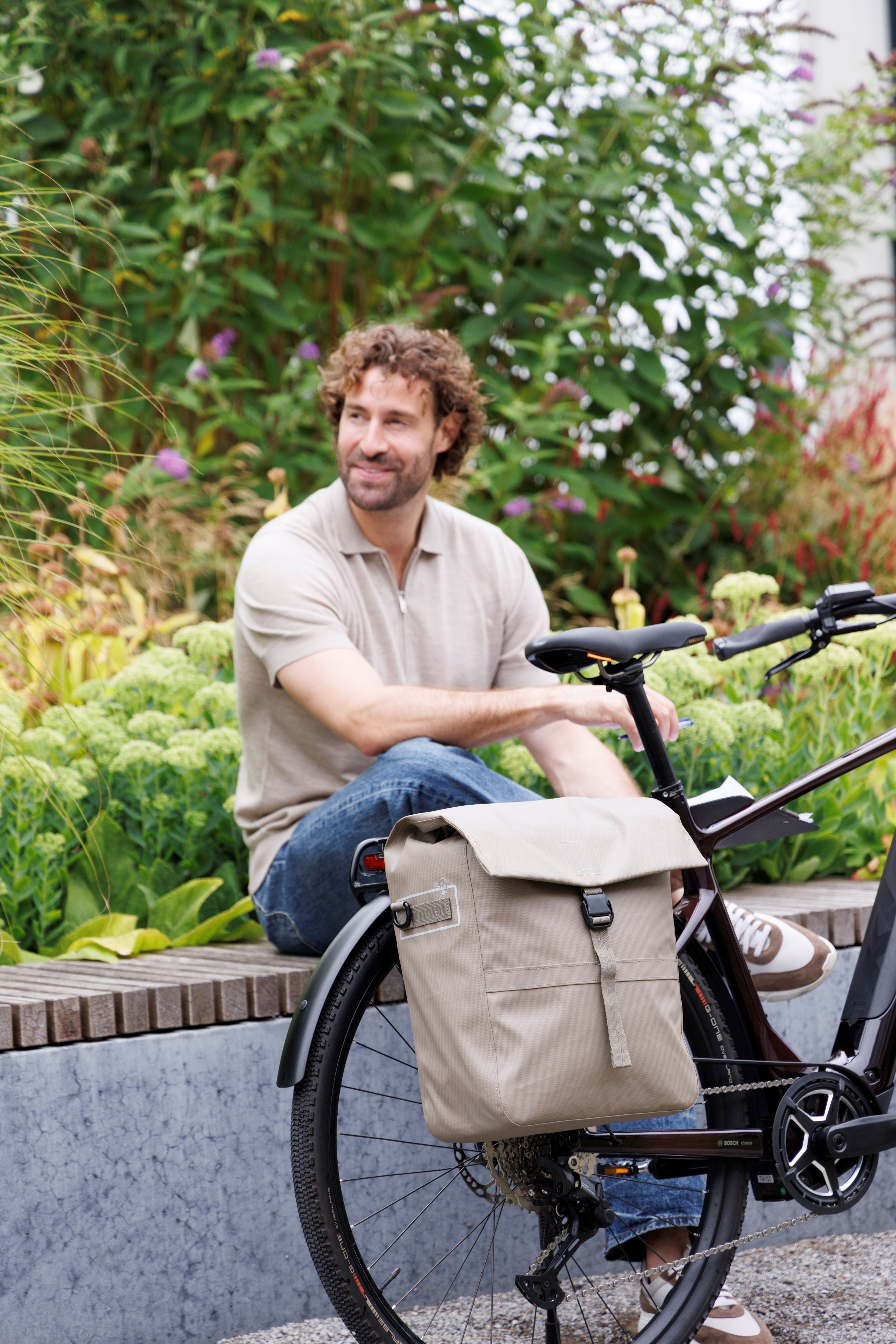 Enkele fietstas New Looxs Leeds Single - 19 liter - 33 x 18 x 38 cm - Taupe