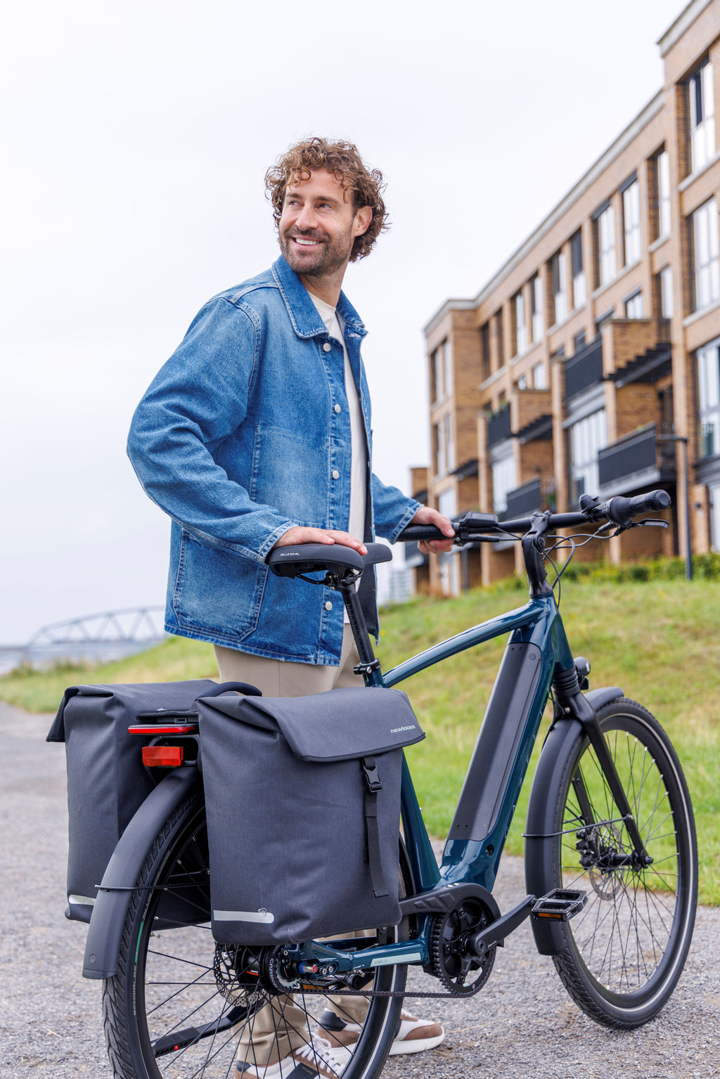 Enkele fietstas New Looxs Hamar Single - 19 liter - 32 x 16 x 40 cm - Anthracite