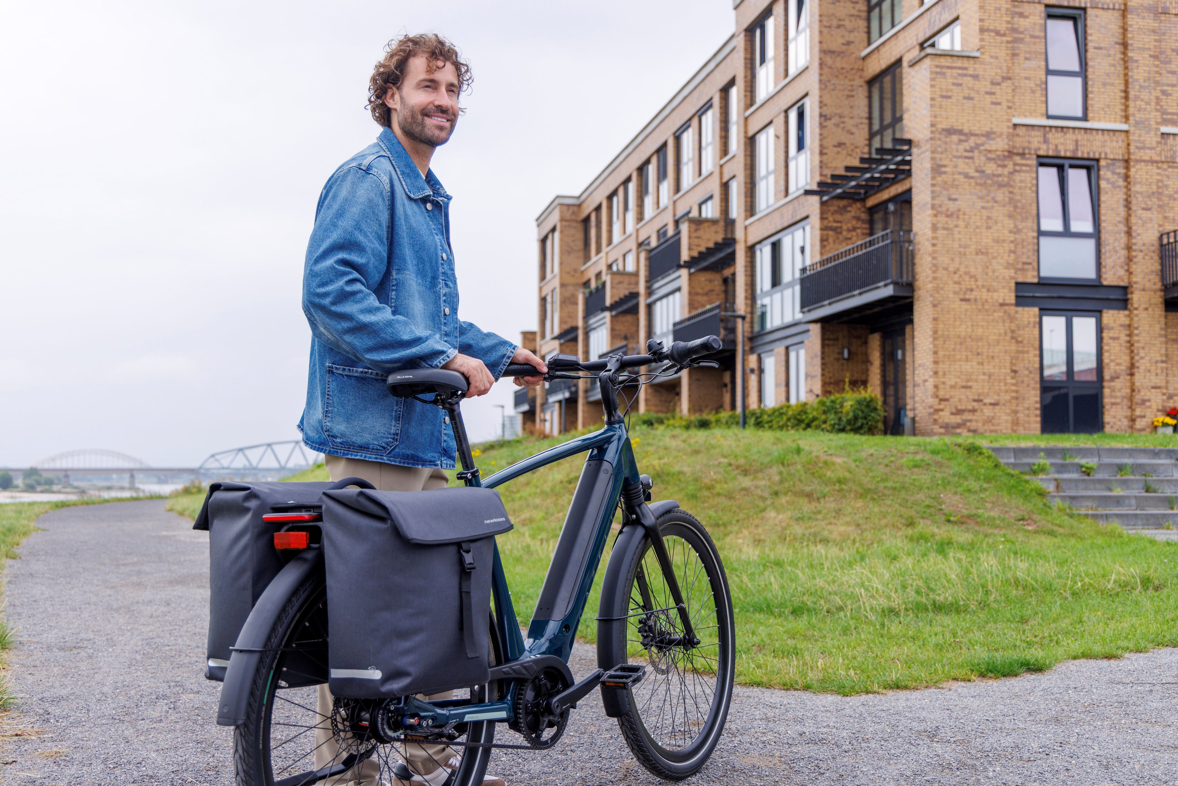 Dubbele fietstas New Looxs Hamar Double MIK 2.0 - 38 liter - 32 x 16 x 40 cm (2x) - Anthracite