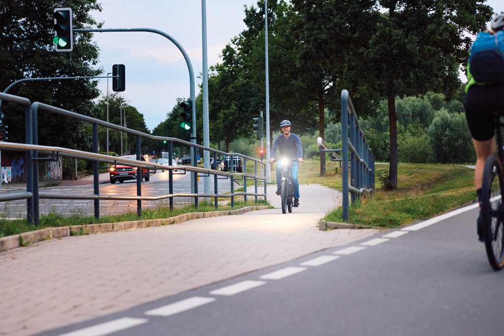 Koplamp Trelock LS 990 Lighthammer Pro voor E-bike incl. FP adapter - zwart