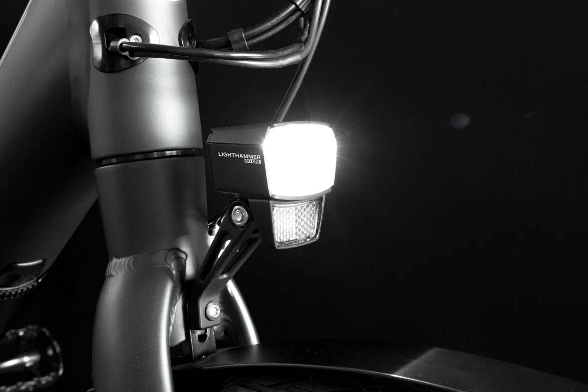 Koplamp Trelock LS 805-T Lighthammer 80 Lux voor dynamo - zwart