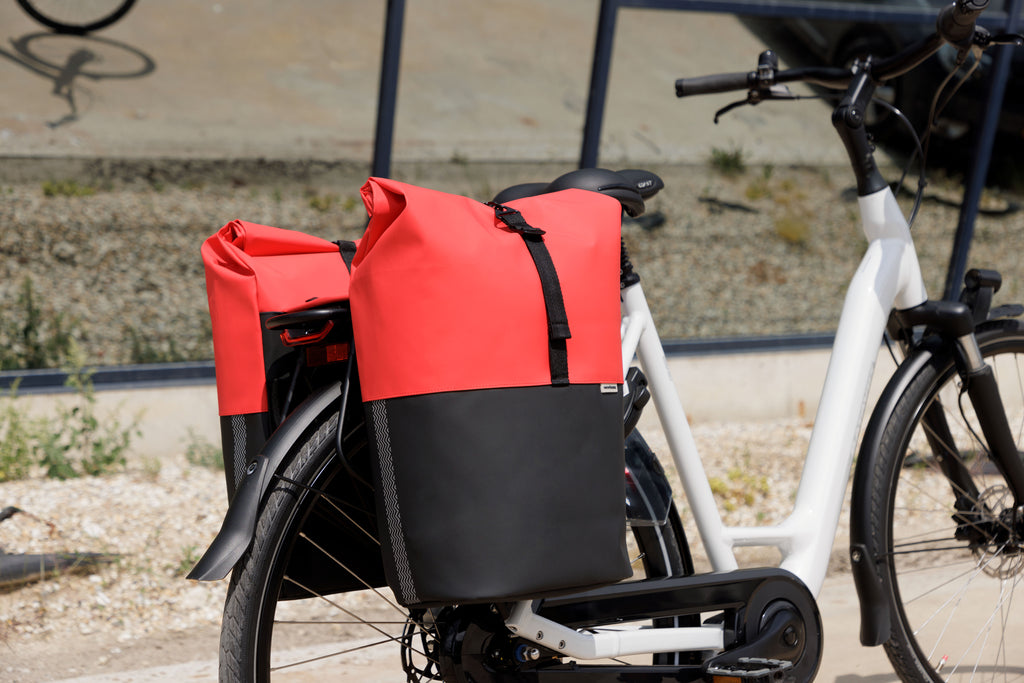 Dubbele fietstas New Looxs Nyborg MIK 34 liter - 30 x 17 x 37cm (x2) - rood/zwart