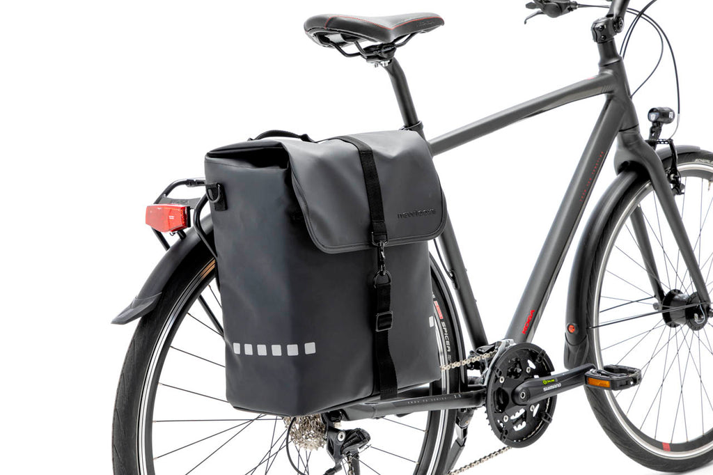 Enkele fietstas New Looxs Odense 17,5 liter 32 x 16 x 38 cm - donkerblauw