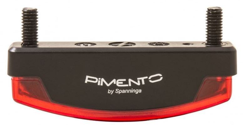 Achterlicht Spanninga Pimento XDS dynamo met 50 mm dragerbevestiging