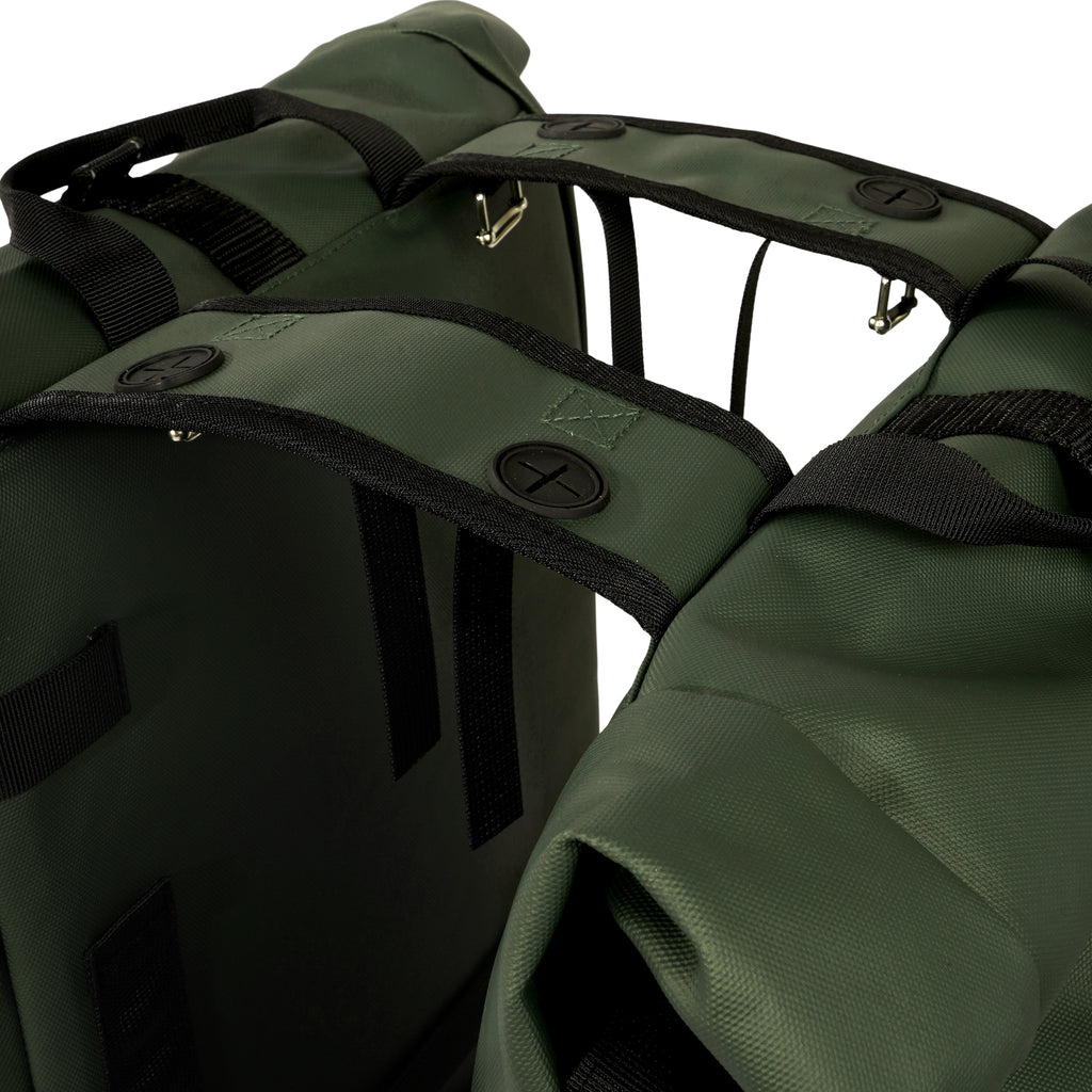 Gerecyclede dubbele fietstas Urban Proof Rolltop 38 liter 30 x 15 x 42 cm - groen