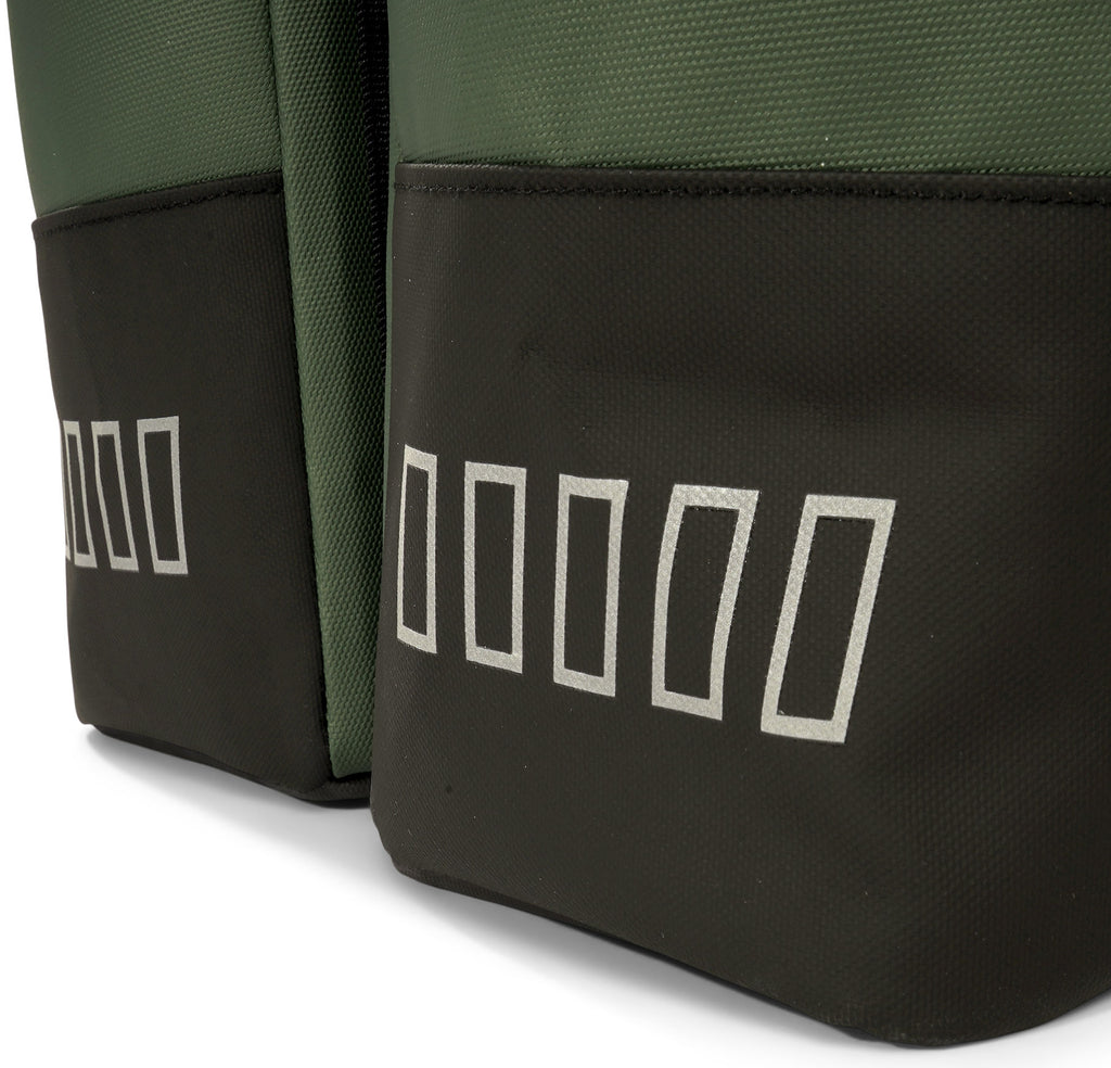 Gerecyclede dubbele fietstas Urban Proof Rolltop 38 liter 30 x 15 x 42 cm - groen