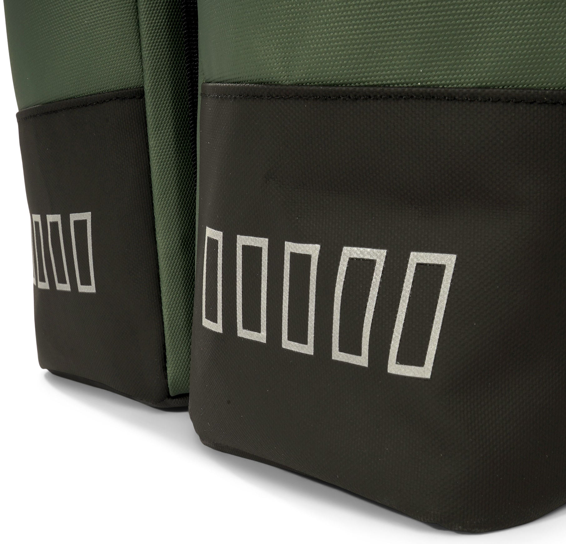 Gerecyclede dubbele fietstas Urban Proof Rolltop 38 liter 30 x 15 x 42 cm - groen