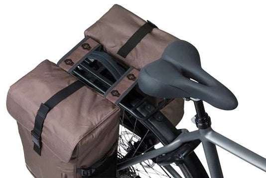 Dubbele fietstas Basil Move MIK 30 liter 16 x 27 x 38 cm - bruin