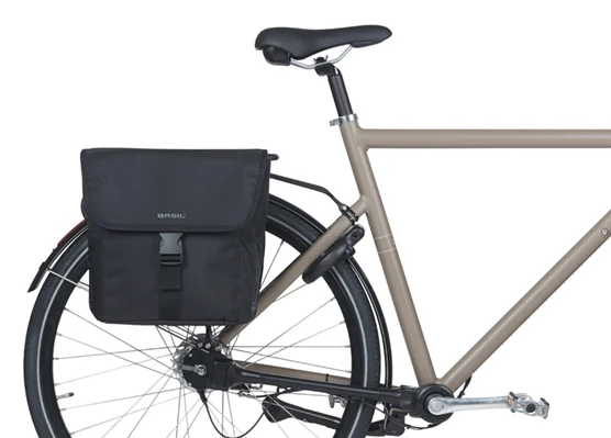 Dubble fietstas Basil GO 32 liters - zwart