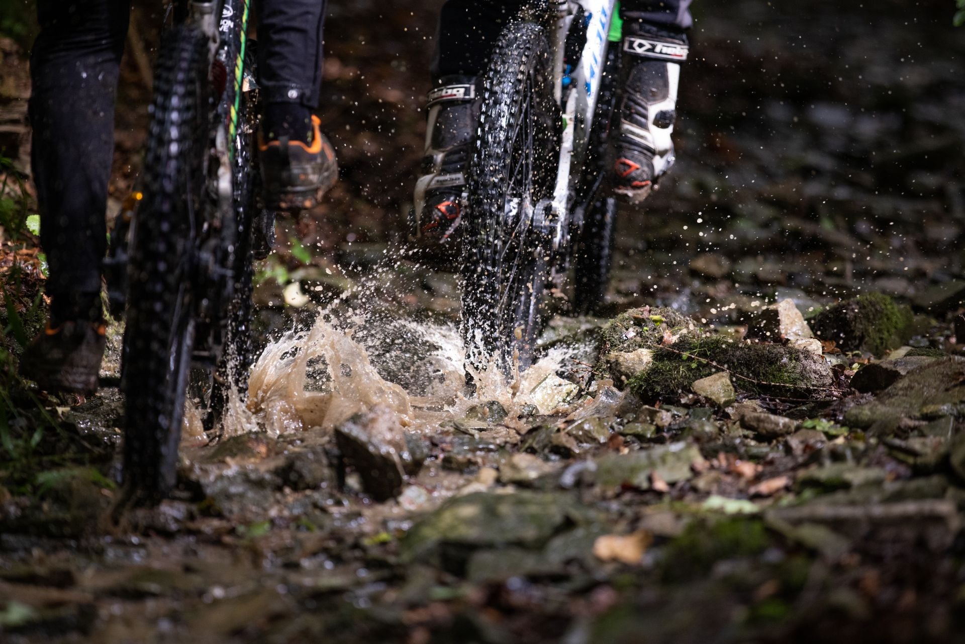 Aandrijfriem Gates CDX Carbon Drive 122T - zwart/blauw